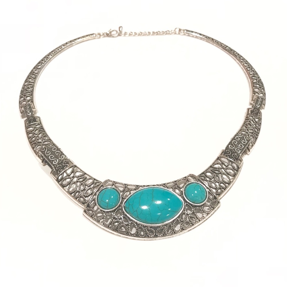 Silver and turquoise statement necklace choker - Picture 3 of 8